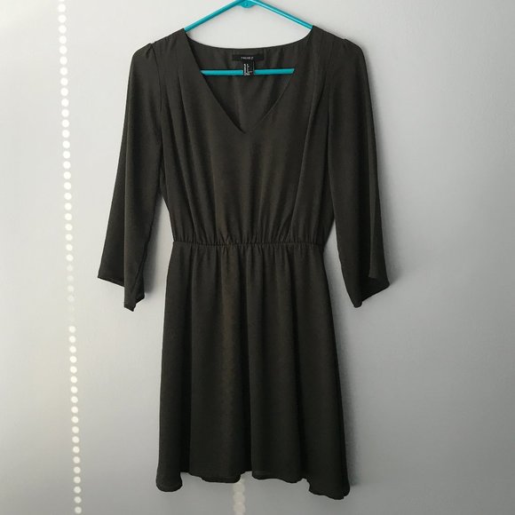 Forever 21 Dark Green Dress - Picture 1 of 8